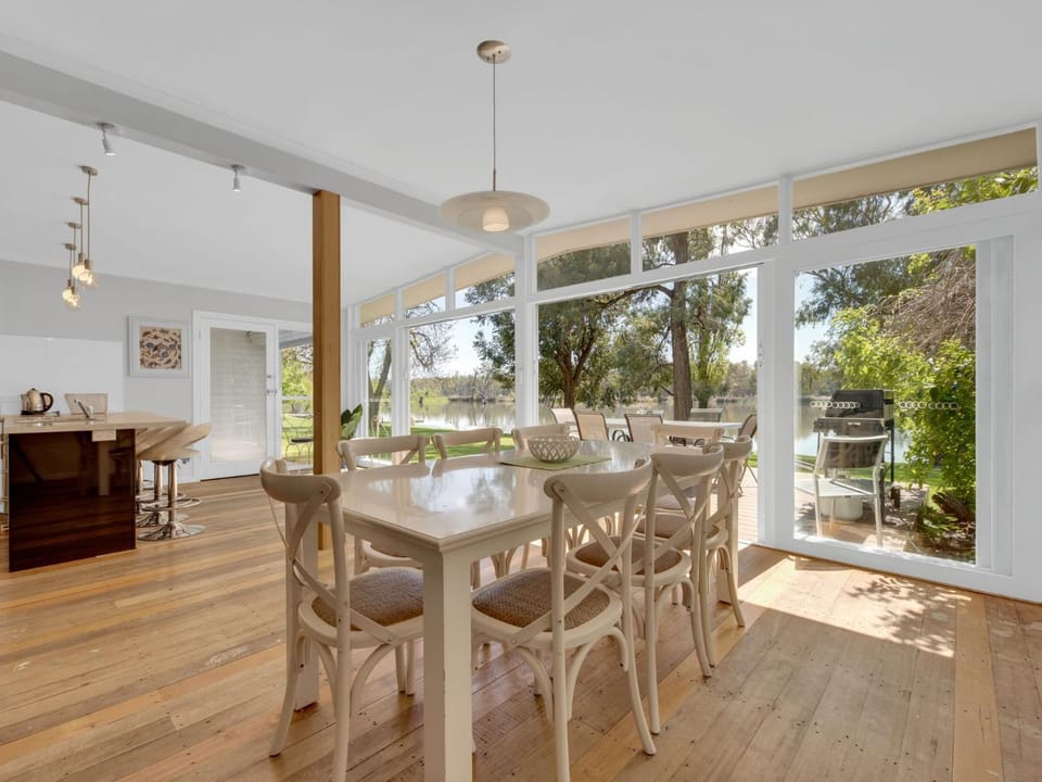 Twin Rivers Whitehouse House in Bundalong