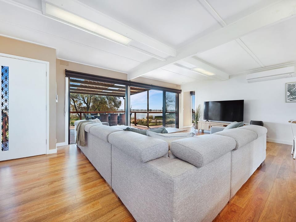 Hogan's Lakehouse House in Yarrawonga