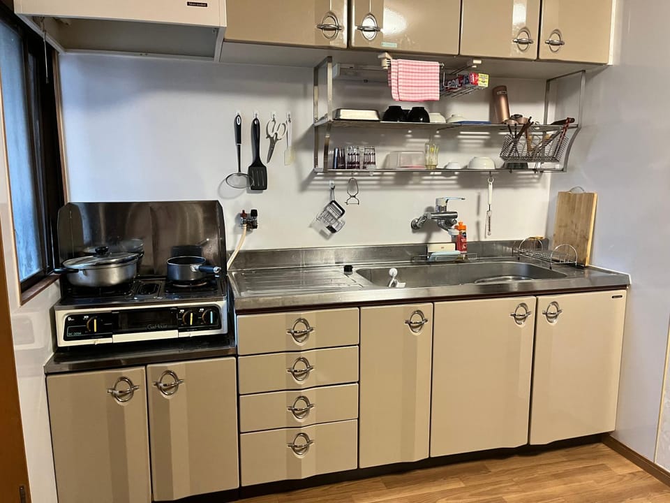Kitchen or kitchenette, Kitchen or kitchenette, stove