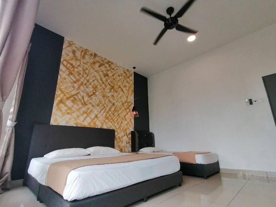 Desaru City Center Wifi High Speed 32 By De Home House in Johor