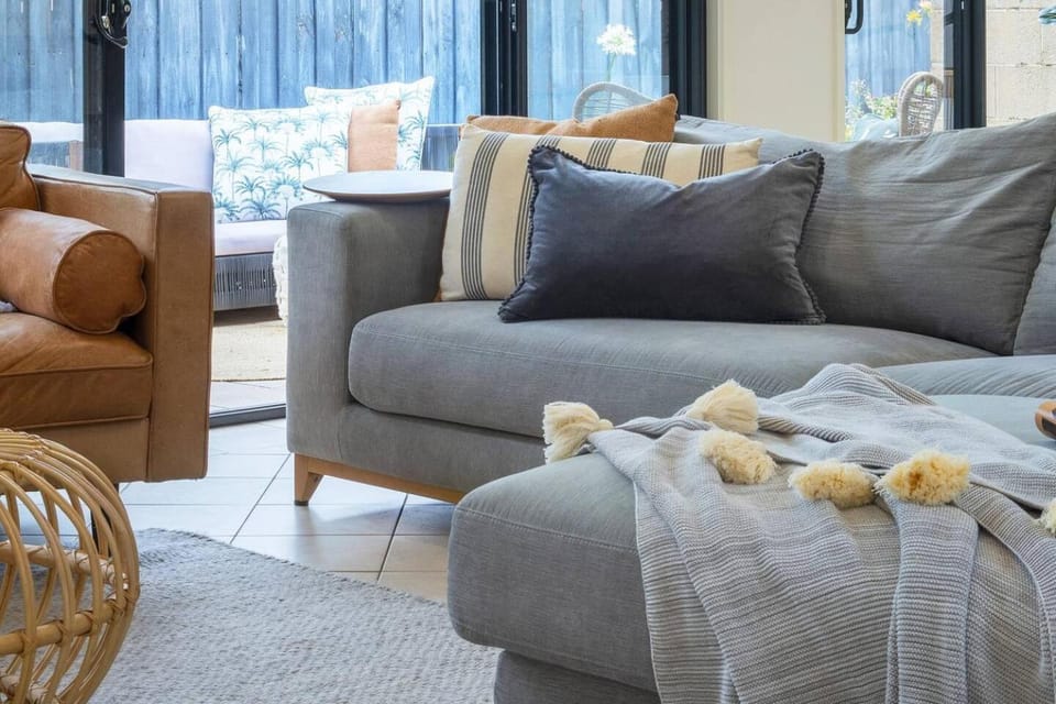 Anchor Ocean Grove - Fireplace, Wineries, Cafes, Bars, Surf Villa in Ocean Grove