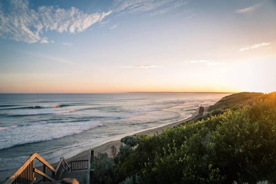 Anchor Ocean Grove - Fireplace, Wineries, Cafes, Bars, Surf Villa in Ocean Grove