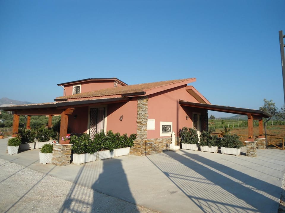 Facade/entrance, Balcony/Terrace, Balcony/Terrace