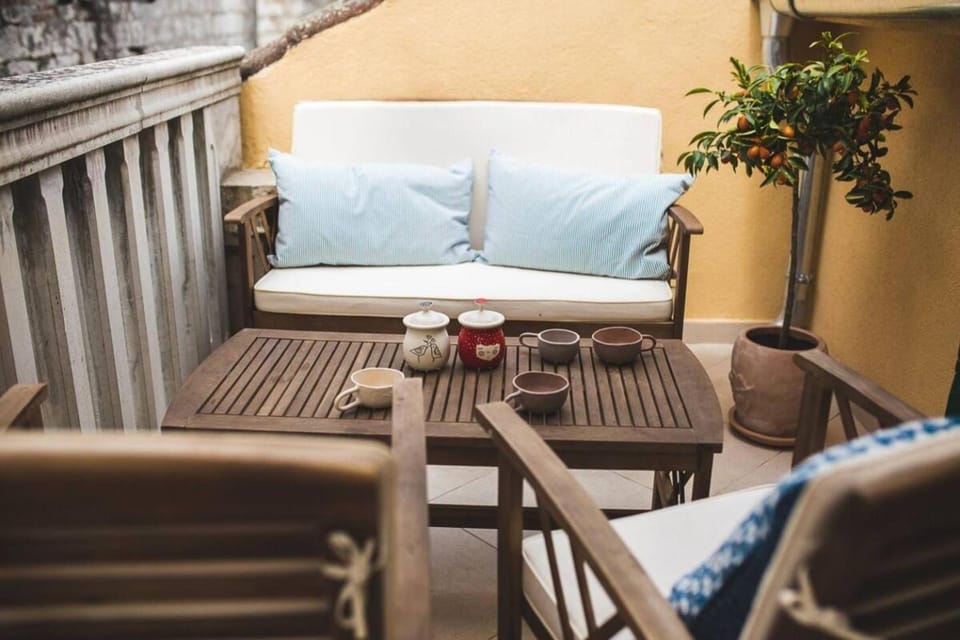 Balcony/Terrace, Seating area