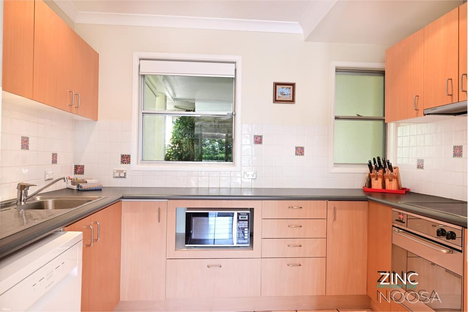 Kitchen or kitchenette, dishwasher, minibar, pet friendly, stove