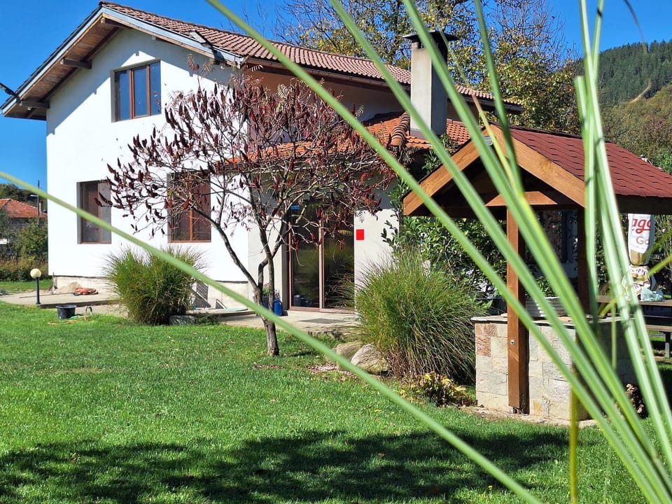 Къща за гости Ореха Villa in Gabrovo, Bulgaria