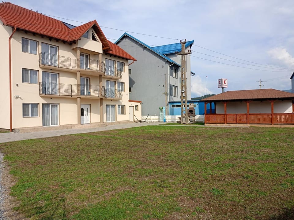 Property building, Garden view
