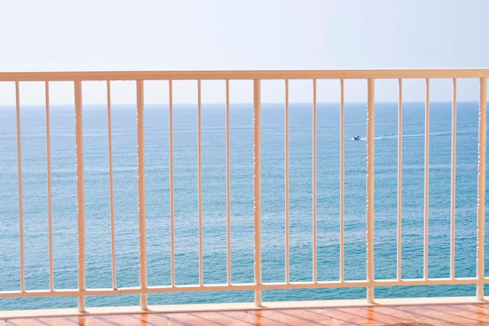 Day, Sea view