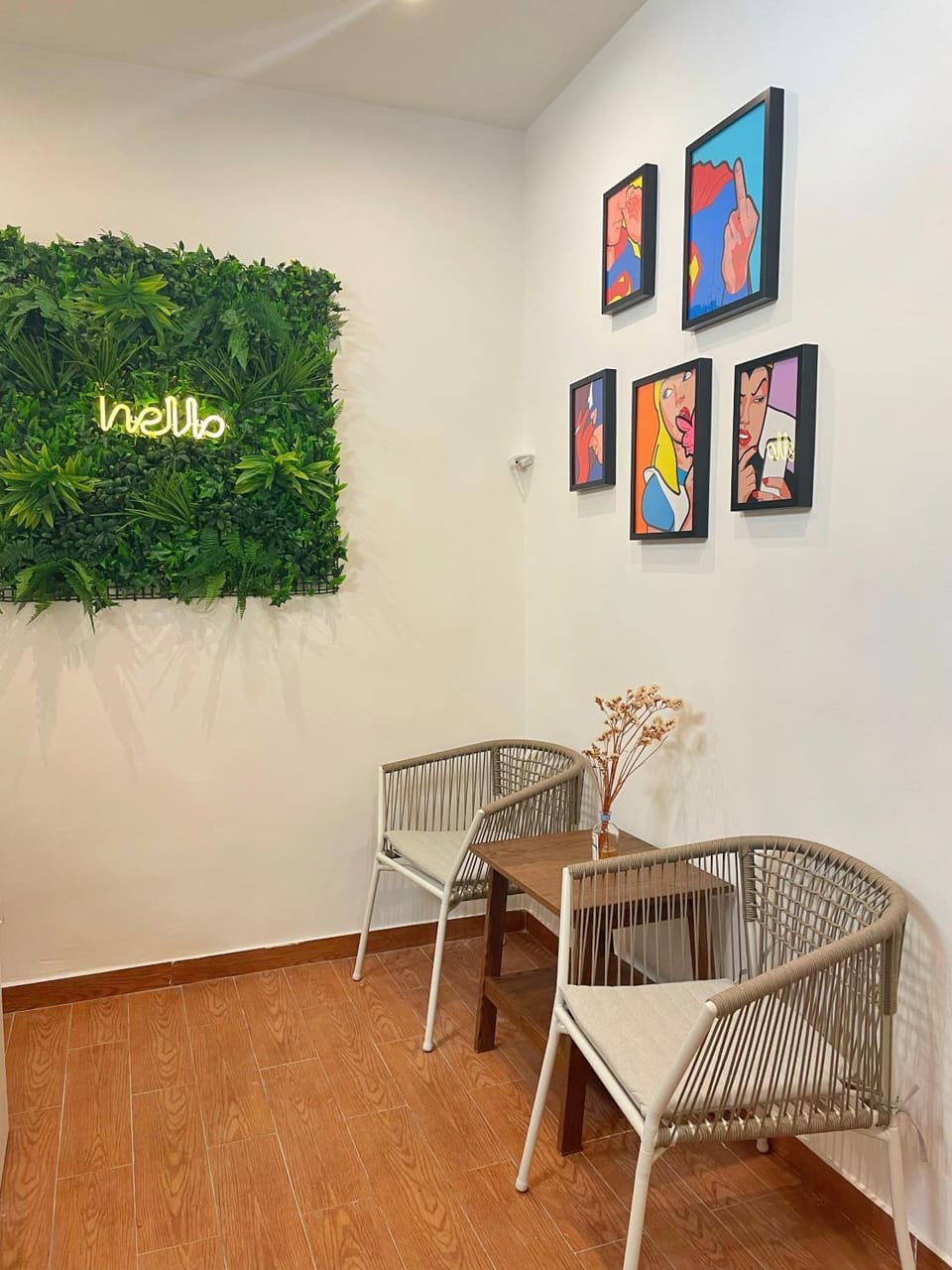 Lobby or reception, Internal: Not applicable to any particular room