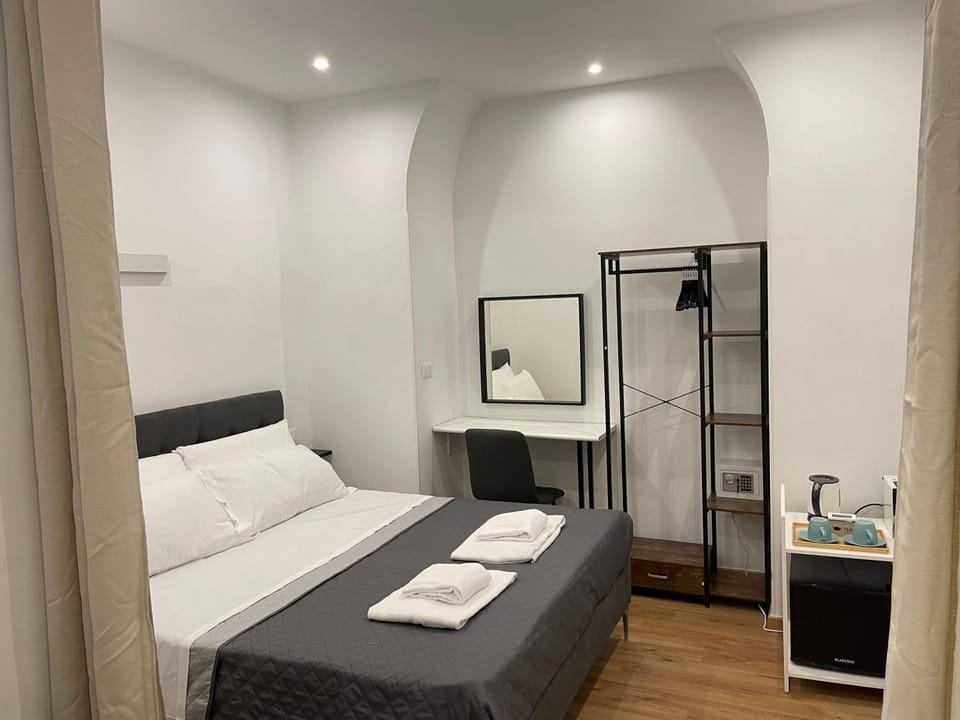 Bed, Bedroom, wardrobe