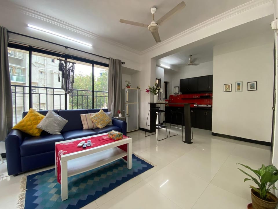 Communal lounge/ TV room, TV and multimedia, Kitchen or kitchenette, Living room, Seating area, Evening entertainment