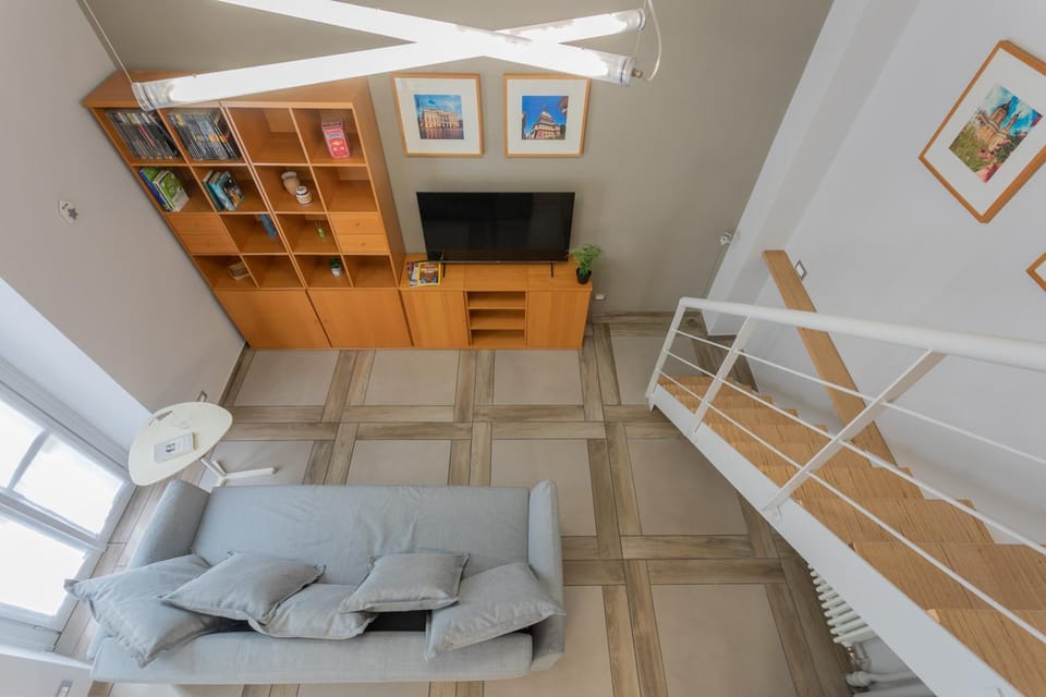 Communal lounge/ TV room, Living room