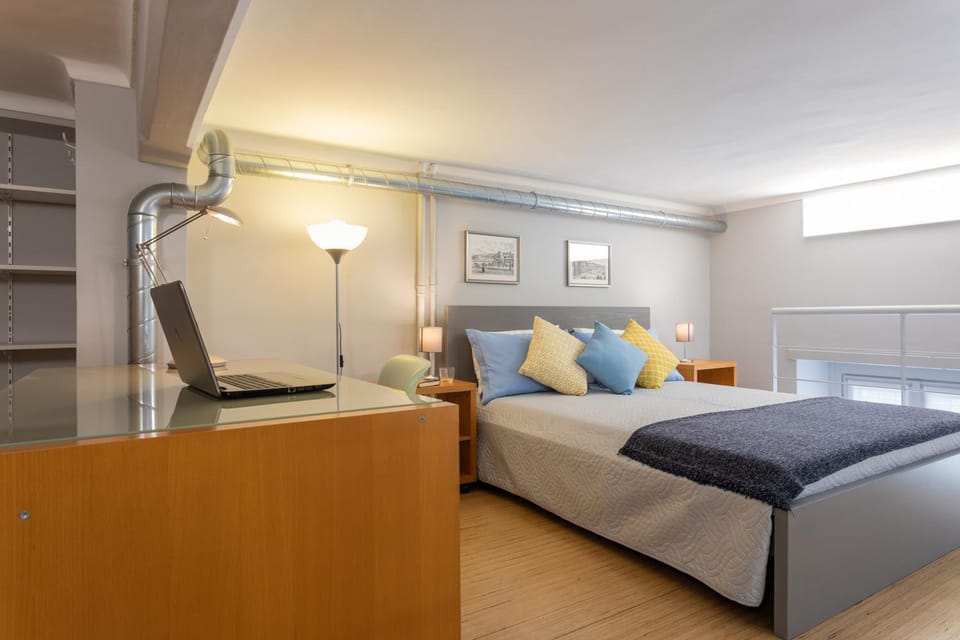 Bed, Bedroom