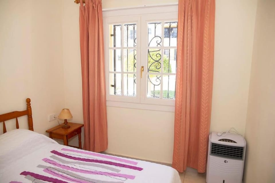 Ground Floor 2 bed Apartment with garden & communal pool Apartment in Vega Baja del Segura