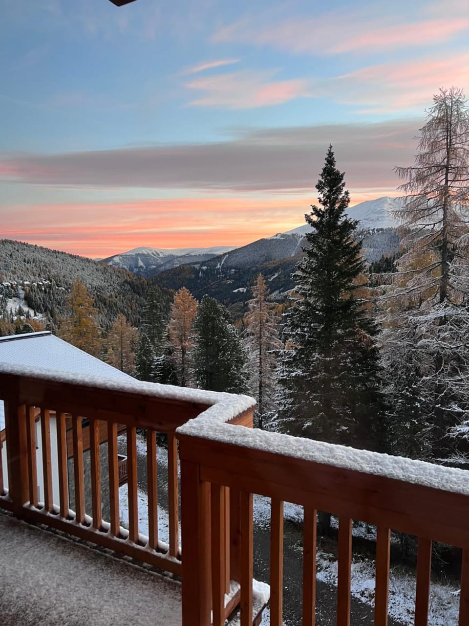 Day, Natural landscape, Balcony/Terrace, Mountain view