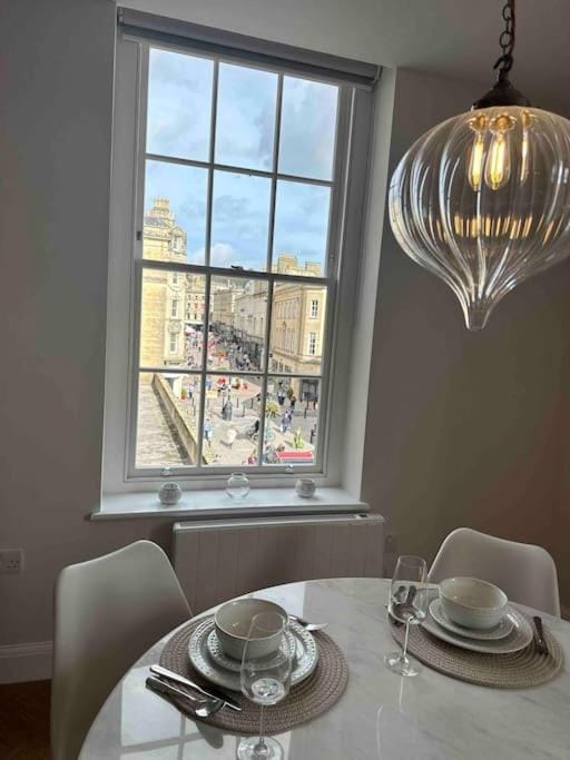 View (from property/room), View (from property/room), Seating area, Dining area, City view, City view