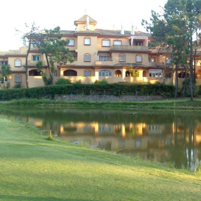 Day, Lake view