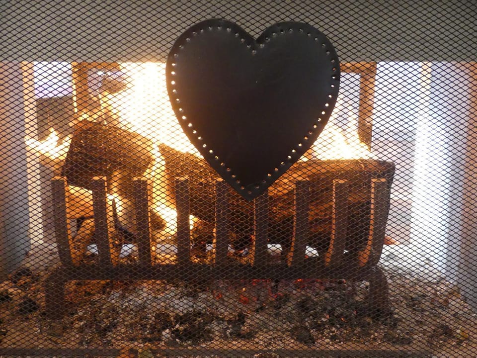 Winter, Living room, fireplace