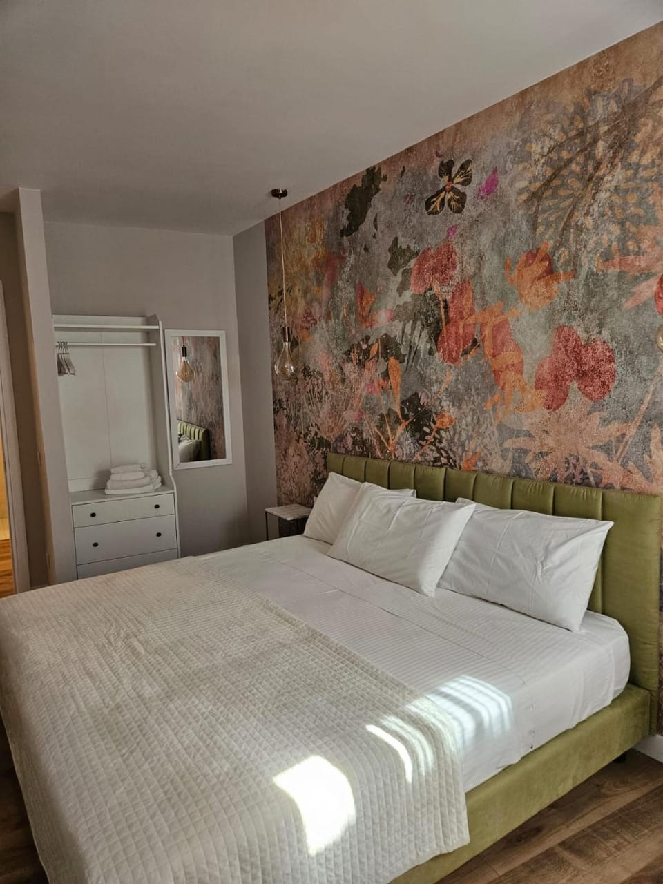 Bed, Bedroom, wardrobe