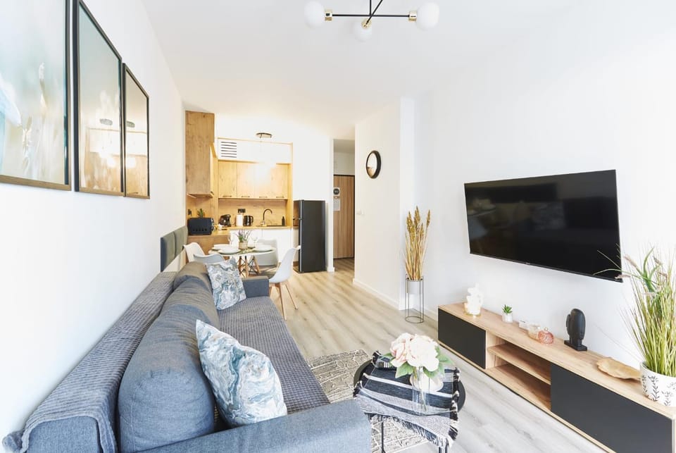 Kitchen or kitchenette, Living room, Seating area