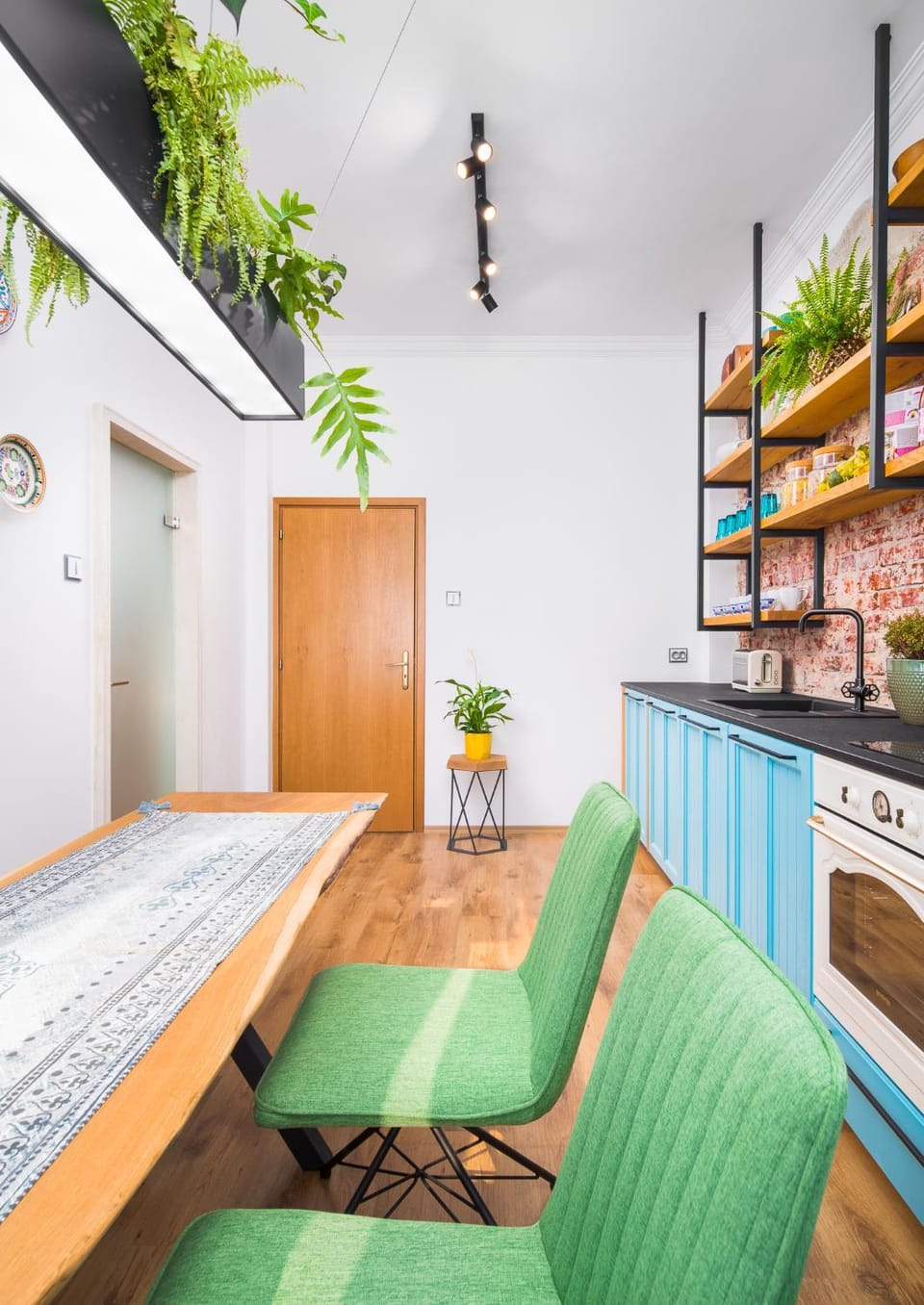 Kitchen or kitchenette, Living room, Dining area