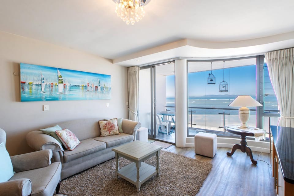 Living room, Sea view