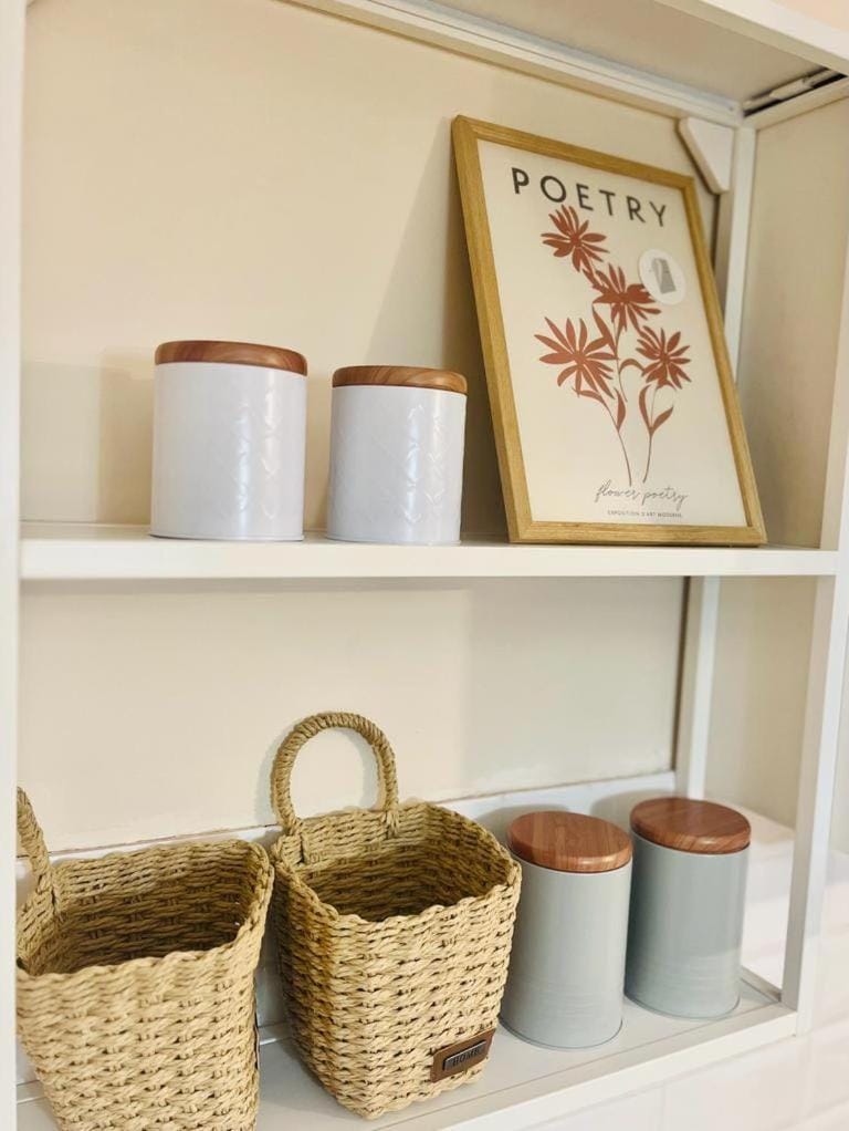 Kitchen or kitchenette, kitchen