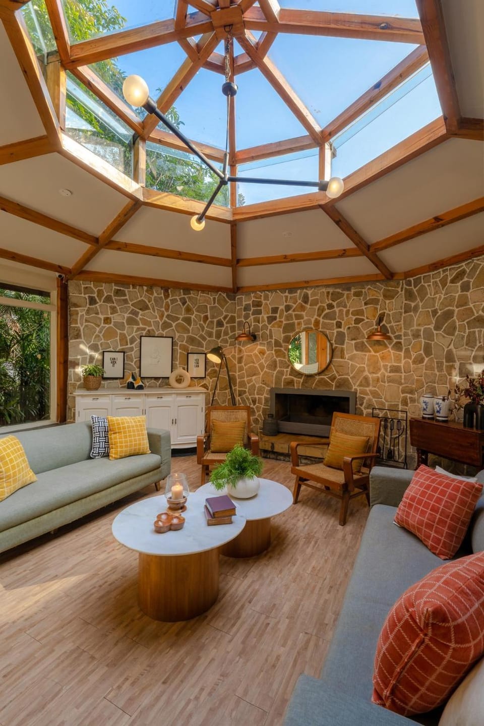 Living room, Seating area