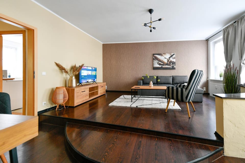Living room, Photo of the whole room, hair dresser