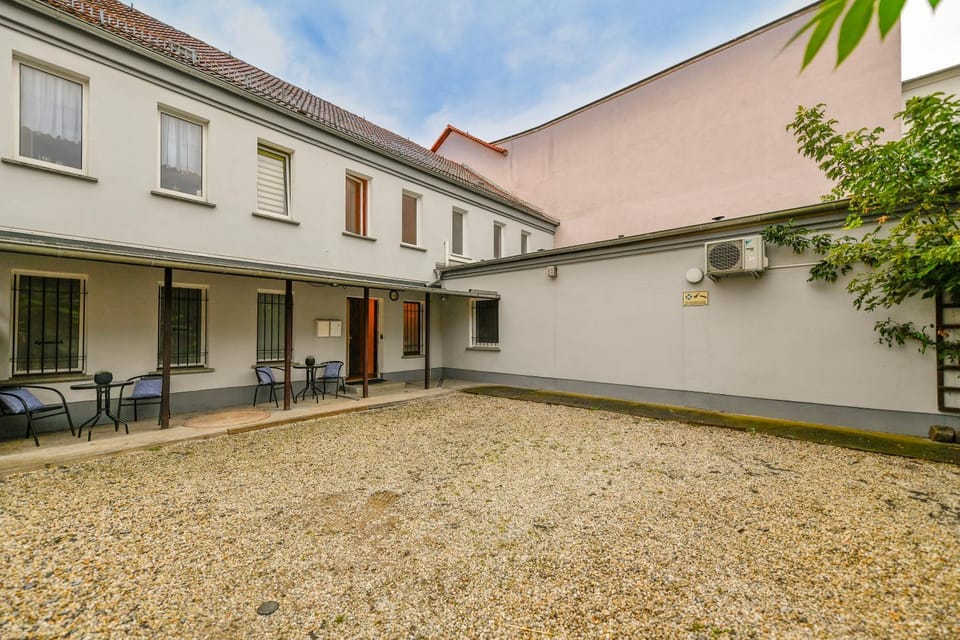 Property building, Patio, Parking