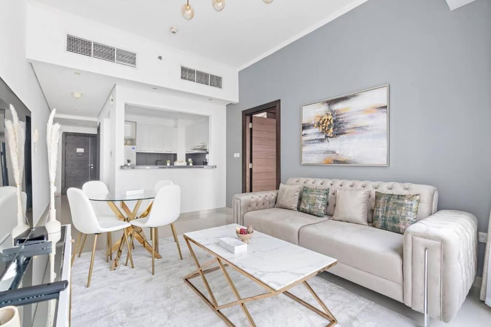 StoneTree - Modern 1BR near Dubai Marina Mall Apartment in Dubai