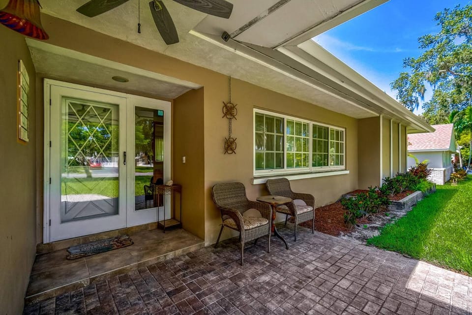 Coastal Sol House in Florida