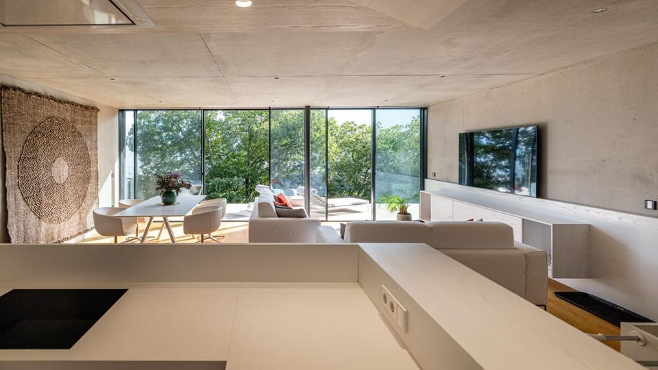 Balcony/Terrace, Living room, Seating area, Dining area