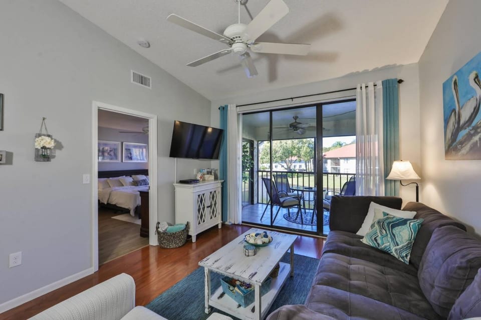 Pelican Paradise Villa House in Bradenton