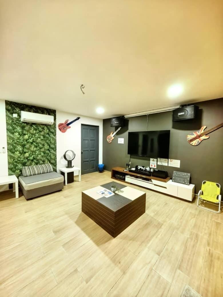 TV and multimedia, Living room