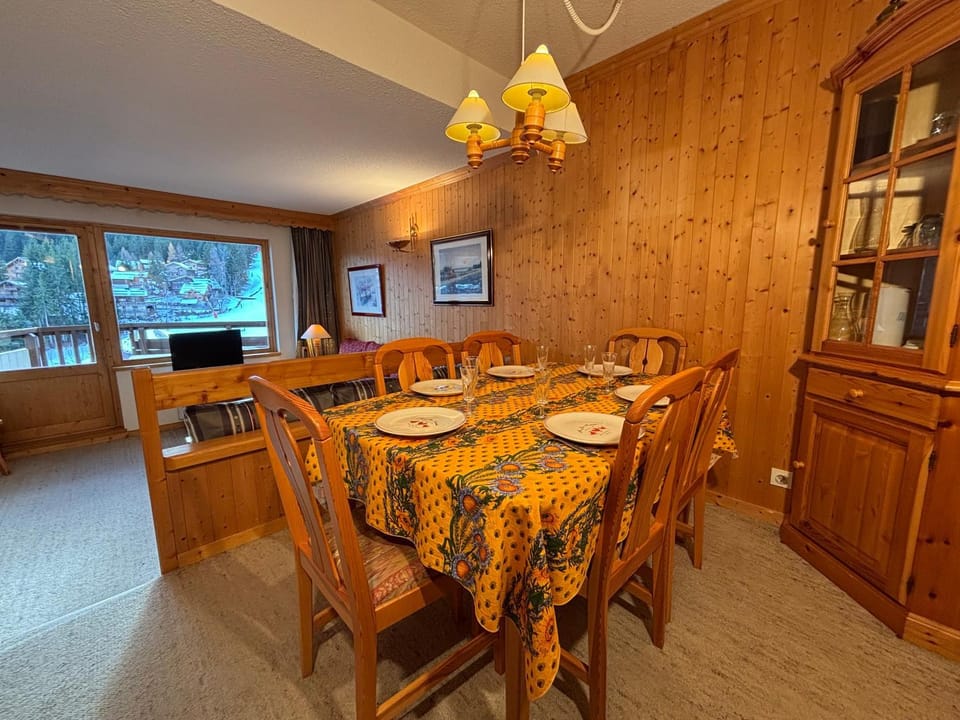 Résidence Atrey 205 Clés Blanches Courchevel Apartment in Les Allues