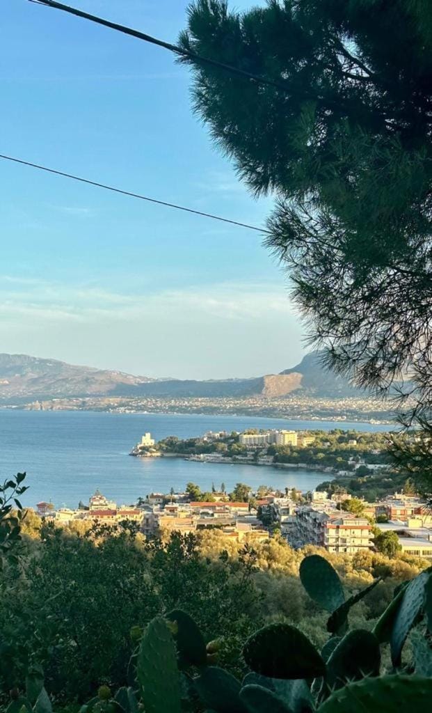 The White Lodge House in Sicily