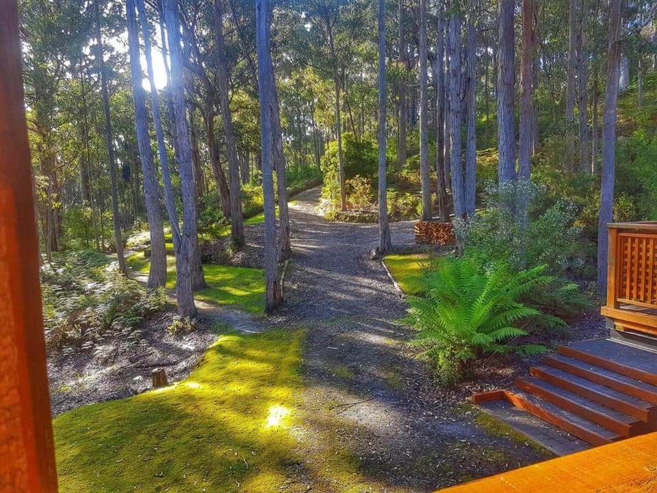Hastings Bay Retreat House in Tasmania
