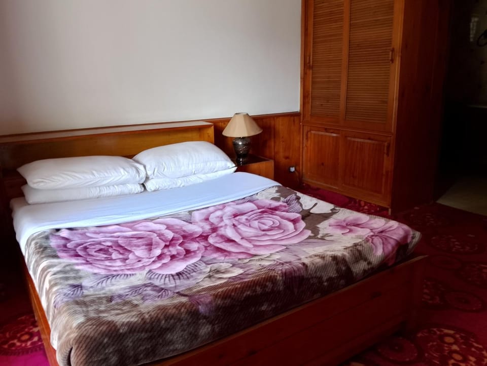 Bed, Bedroom, wardrobe