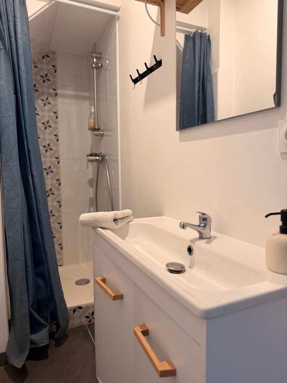 Petite maison dans le beaujolais Apartment in Auvergne-Rhône-Alpes