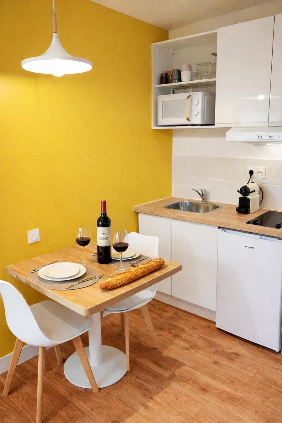 CONTEMPORAIN avec Terrasse en Centre Ville Apartment in Lisieux