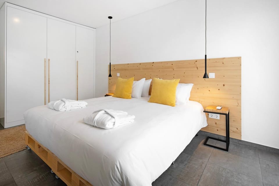 Living room, Bedroom