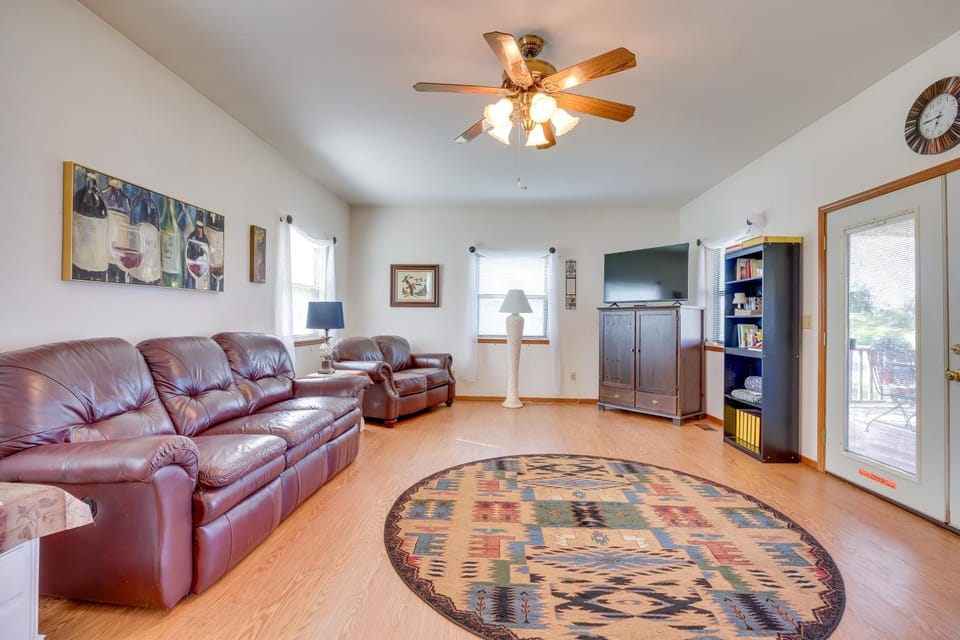 Cozy Fort Cobb Home Rental Near Lake Access! House in Oklahoma