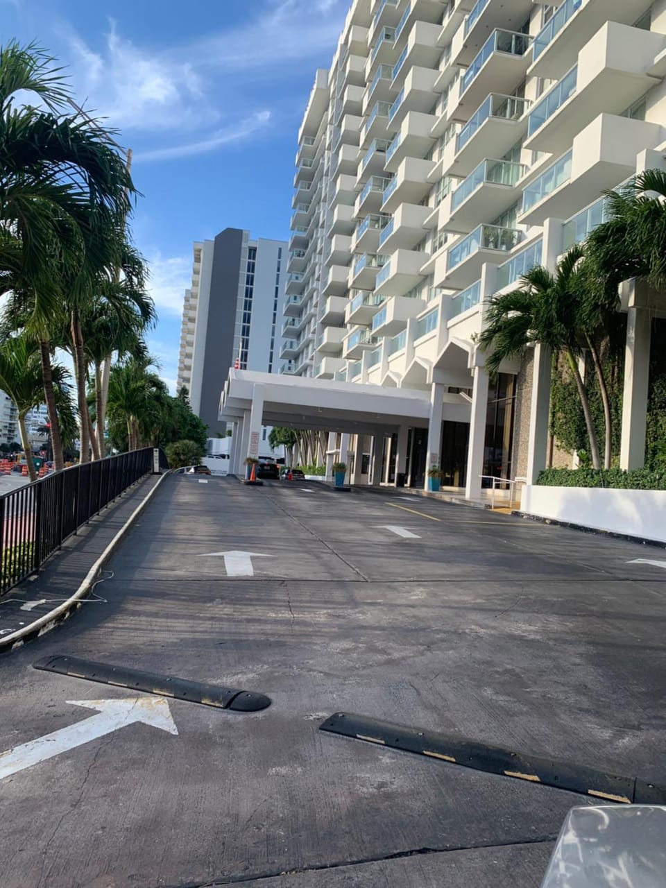 Pavilion Apartment hotel in Miami Beach