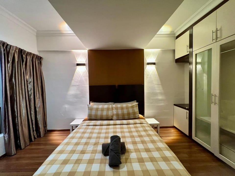 Studio Suite at Casa Mutiara 5 mins walk to LRT, Jalan Alor and Bukit Bintang Apartment in Federal Territory of Kuala Lumpur
