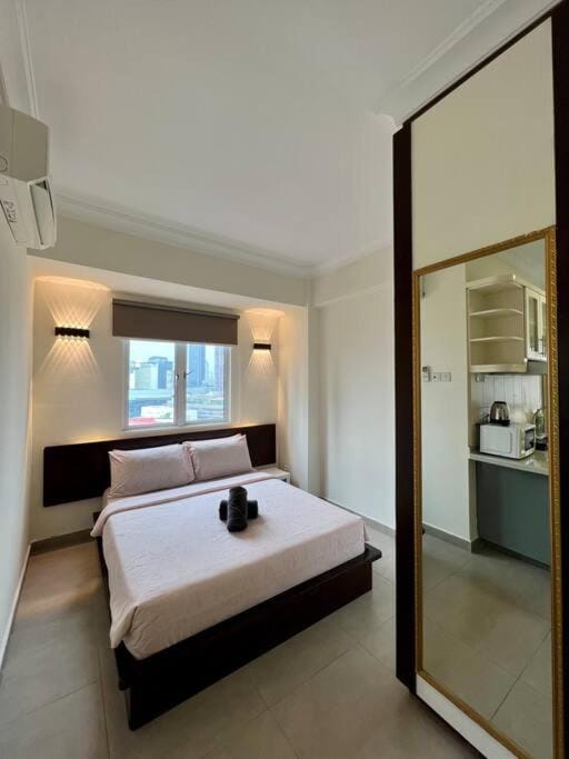 Studio Suite at Casa Mutiara 5 mins walk to LRT, Jalan Alor and Bukit Bintang Apartment in Federal Territory of Kuala Lumpur