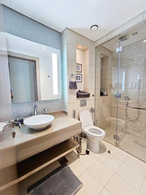 Luxury Paramount Hotel Apt D111 Apartment in Dubai