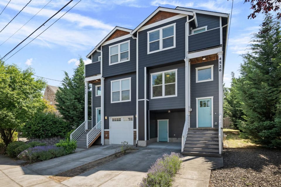 Cesar's Townhome House in Portland