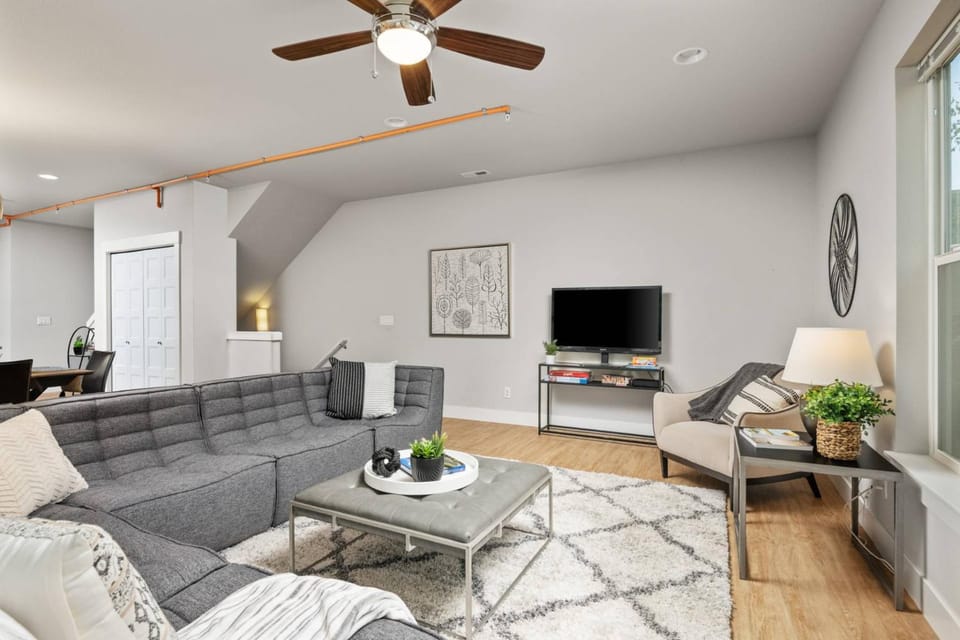 Cesar's Townhome House in Portland