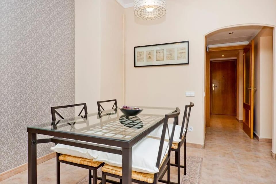 Glorias:Sagrada Familia 15 minutos - Playa 20 minutos Apartment in Barcelona
